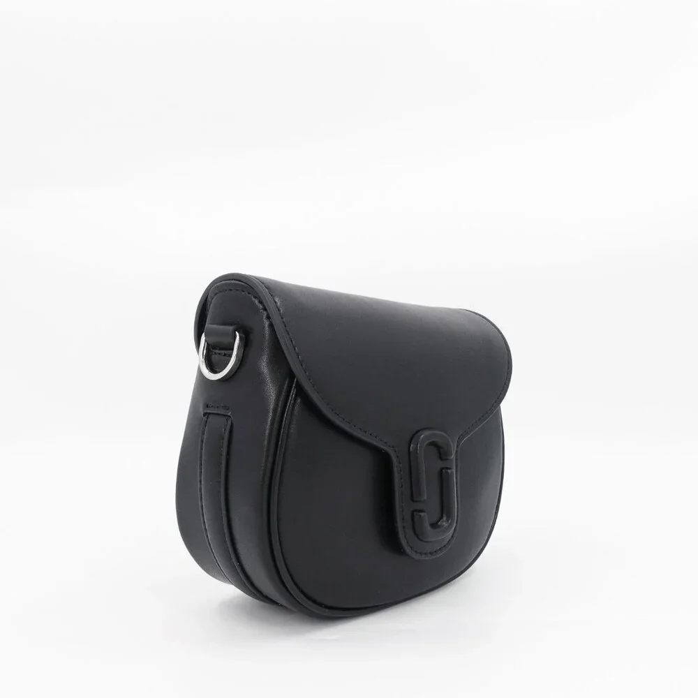 Marc Jacobs Women's The Messenger Saddle Bag Small In Leather Black OS